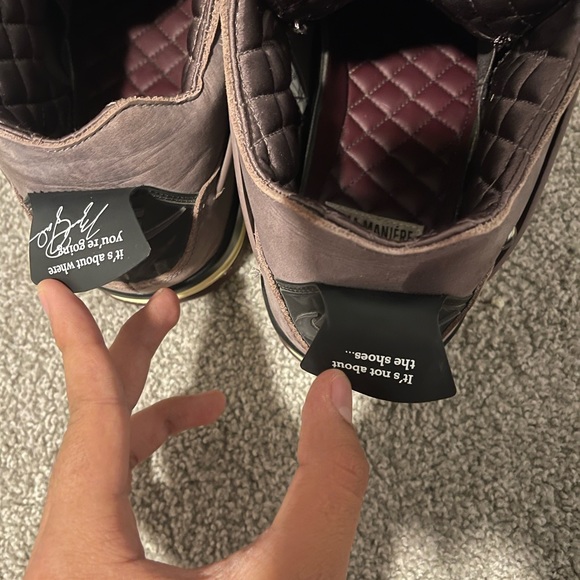 Really good condition USED Little creases Real 
Size 11 Original box sleeve $325 - Picture 6 of 8